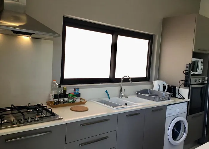 65/66 South Beach Apartment